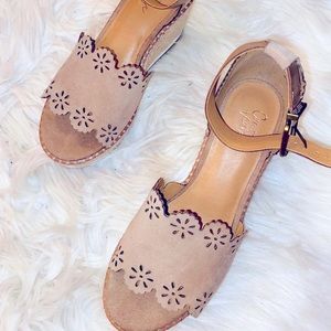 Crown Vintage Taupe Espadrille Wedges